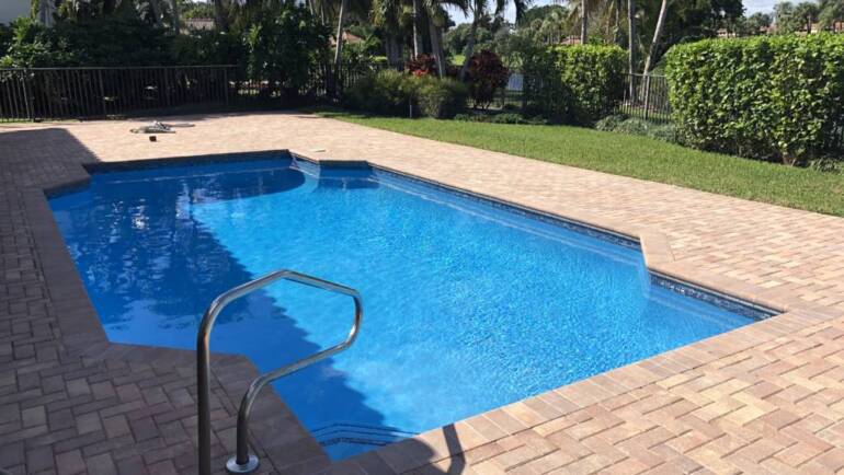 Dive into the Best Swimming Pool Maintenance Services and Keep Your Pool Pristine