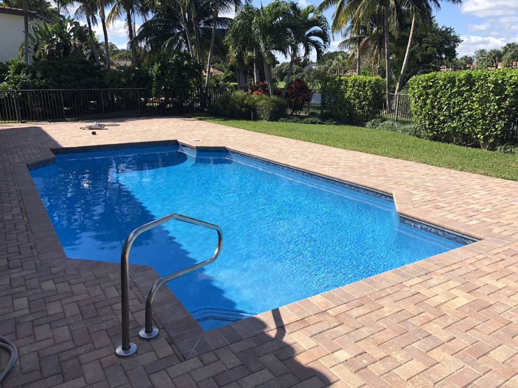 Dive into the Best Swimming Pool Maintenance Services and Keep Your Pool Pristine