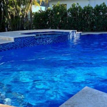How to keep worms out of Swimming Pool?